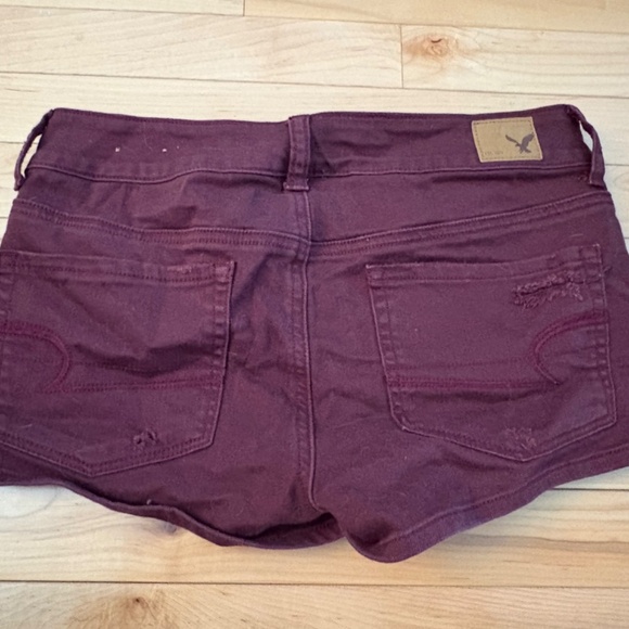 American Eagle Outfitters Shortie Burgundy Shorts Size 6 - Picture 2 of 9